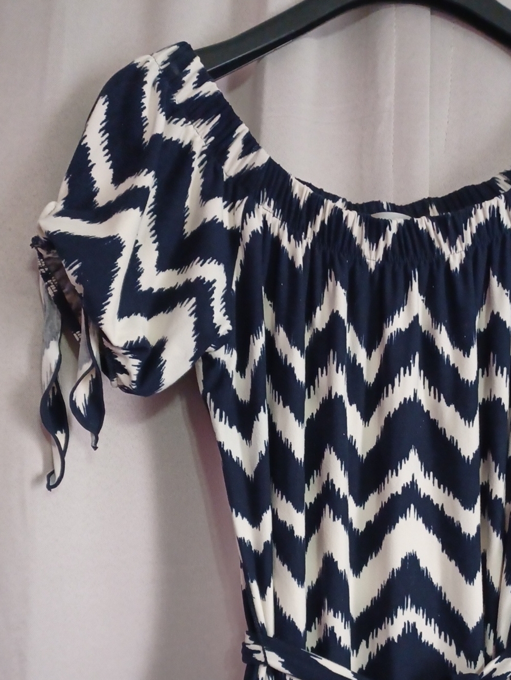 Allison Brittney Chevron Maxi Dress Elastic Off Shoulder Neck Tie Waist Stretch - Picture 4 of 14